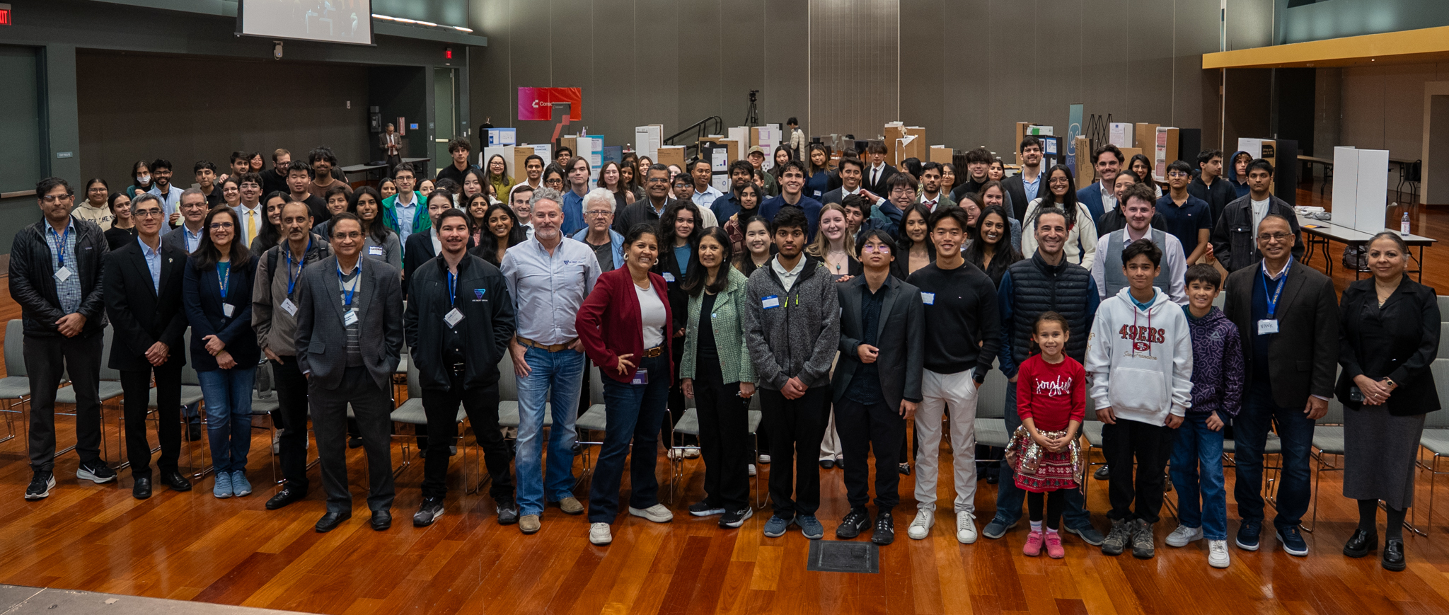 Group photo of the the 2025 SVIC participants and attendees